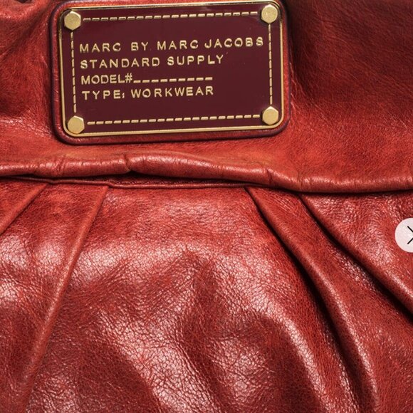 Marc Jacobs Classic Red Persimmon Q Hillier pleated Hobo Bag - Picture 4 of 7